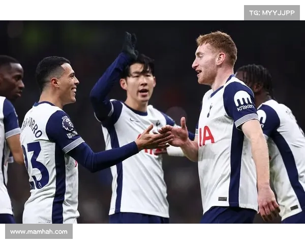 孙兴慜调侃洛里:若不称赞他更衣室里恐遭报复 孙兴慜调侃洛里:若不称赞他更衣室里恐遭报复